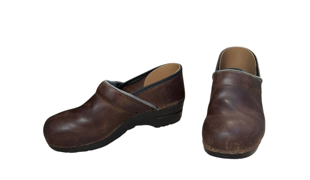 Dansko Professional Brown Oiled Leather Clogs | EU 41 | US 10.5-11 | Slip On